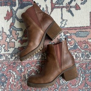 Mia Brown Slip-On Chelsea Boots